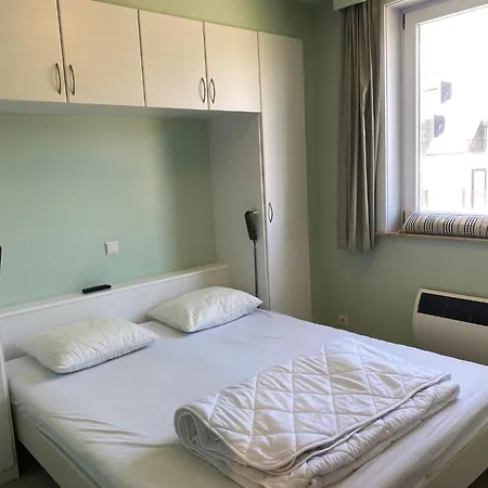 In Near The Apartamento *